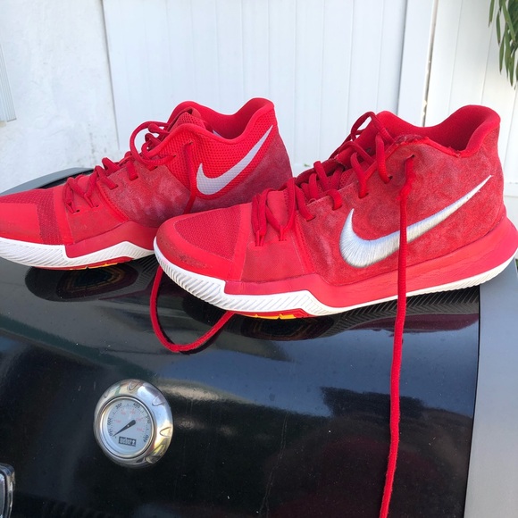 Nike Kyrie 3 “University Red” Signature Red Suede - Picture 8 of 8